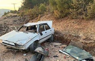 Mıcırlı yol kazaya neden oldu: 4 yaralı