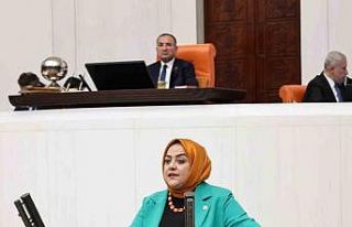 Milletvekili Ün; “Çocukların geleceğini siyasi...