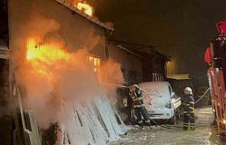 Mobilya atölyesinde korkutan yangın