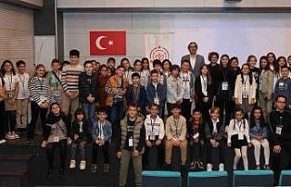 Nilüferli çocuklar demokrasi şöleni yaşadı