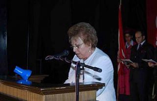 Nüket Ersoy’dan öğretmenlere anlamlı mesaj