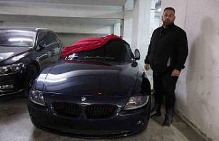 Oto yıkamacıya verdiği lüks otomobili 150 bin...