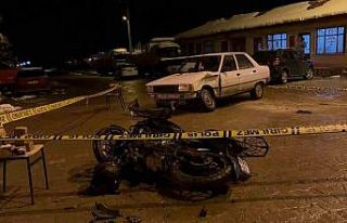 Otomobil ile motosiklet çarpıştı: 2 yaralı