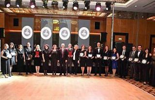 Özel Arı Okulları’ndan Öğretmenler Günü’ne...