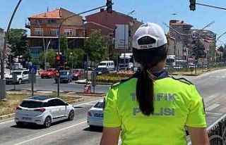Polis ve jandarma ekiplerinden okul çevreleri ile...