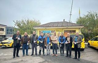 Polisler taksi şoförlerini bilgilendirdi