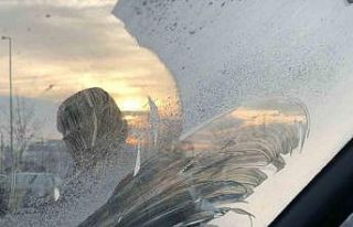 Refahiye ve Otlukbeli buz kesti