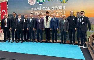 Rize-Artvin Havalimanı’nda 1 milyonuncu yolcuya...