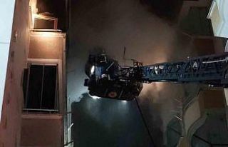 Samsun’da yangın: Evde mahsur kalanları itfaiye...