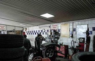 Sanayide kış lastiği yoğunluğu: Fiyatlar 11 bin...