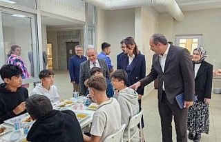 Seydikemer Kaymakamı Büyüker, öğrencilerle buluştu