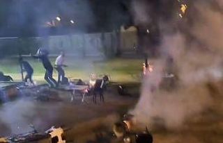 Seyyar balıkçılardan zabıtaya sandalyeli saldırı