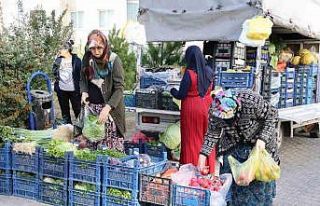 Seyyar manav ve fırın sayesinde ihtiyaçlarını...