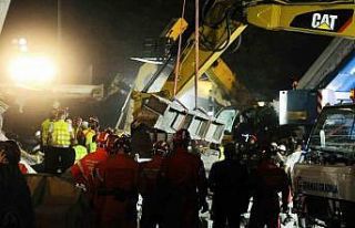 Sırbistan’daki tren istasyonunda can kaybı 11’e...