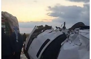 Siverek’te beton mikseri ile dolmuş çarpıştı:...