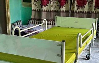 Siverek’te yatağa bağımlı hastaya hasta yatağı...