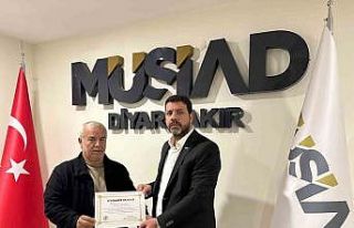 Sokak hayvanlarına verdiği destekten dolayı MÜSİAD...