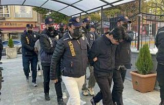 Sosyal medya üzerinden kazanç vaadiyle dolandırıcılık...