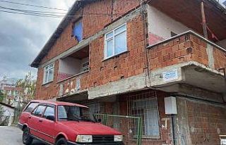 Sosyal yardımlarla geçinen karısını cezaevinden...