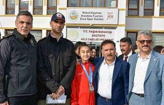 Taekwondo İl Temsilcisi Şimşek’ten Çiçek ve...