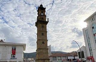 Tarihi saat kulesinde duran zaman artık yeniden akıyor