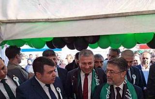 Tarım Bakanı İbrahim Yumaklı, İKA standını...