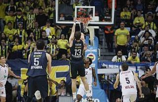THY Euroleague: Fenerbahçe: 85 - EA7 Emporio Armani...