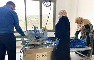 TİKA Filistin’de sabun imalathanesi kurdu
