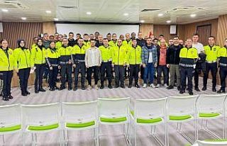 Trafik ekiplerine etkili iletişim semineri