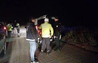 Trafik polislerinin şüphelendiği araçta uyuşturucu...
