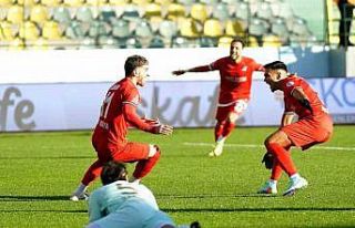 Trendyol 1. Lig: Esenler Erokspor: 2 - Çorum FK:...