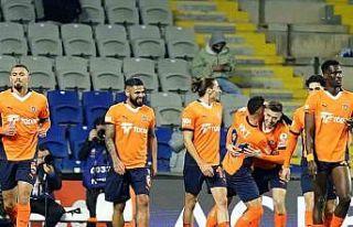 Trendyol Süper Lig: Başakşehir: 4 - Göztepe: 0...