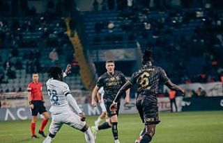 Trendyol Süper Lig: Çaykur Rizespor: 3 - Trabzonspor:...