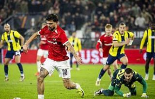 UEFA Avrupa Ligi: AZ Alkmaar: 3 - Fenerbahçe: 1 (Maç...