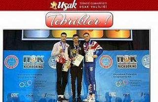 Vali Aktaş’tan Uşaklı sporcuya tebrik