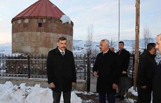 Vali Çiftçi: "Mısri Zinnun Kümbeti’ni asli...