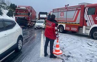 Van kurtarma ekibi, Bolu Tüneli’ndeki kazaya müdahale...