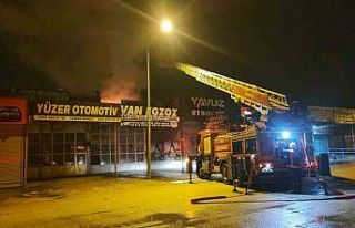 Van Oto Sanayi Sitesi’nde korkutan yangın