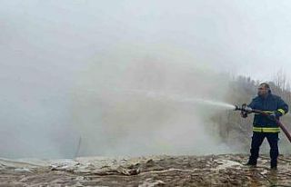 Van’da ev ve ahır yangını