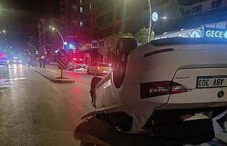 Van’da iki otomobil çarpıştı: 2 yaralı