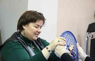 Vücudunun sol kısmını 7 aydır kullanamayan kadın...