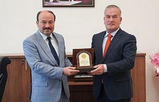 Yapı işleri daire başkanlığında görev değişimi