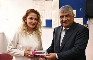 Yeşilyurt Belediyesi Öğretmeler Günü’nü kutladı