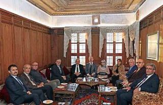 YÖK Başkanı Özvar Yaman Dede’de