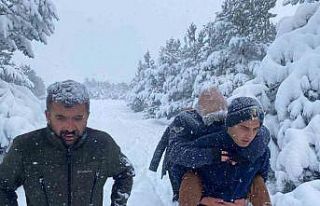 Yozgat’ta pikniğe giden 3 kişi mahsur kaldı