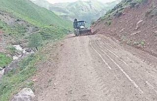 Yüksekova’nın köylerinin yol ve su kanalları...