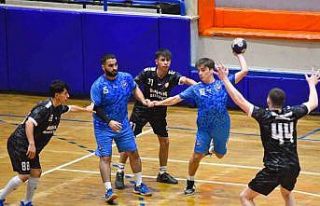 Yunusemre Aydın’dan lider döndü: 33-39