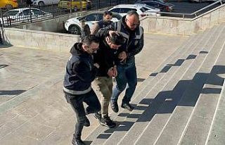 127 yıl kesinleşmiş hapis cezası bulunan cezaevi...