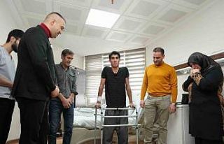 17 yıl sonra ilk adımını attı