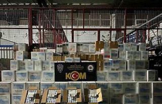 Adana’da 12 milyon kaçak makaron ve 567 litre kaçak...